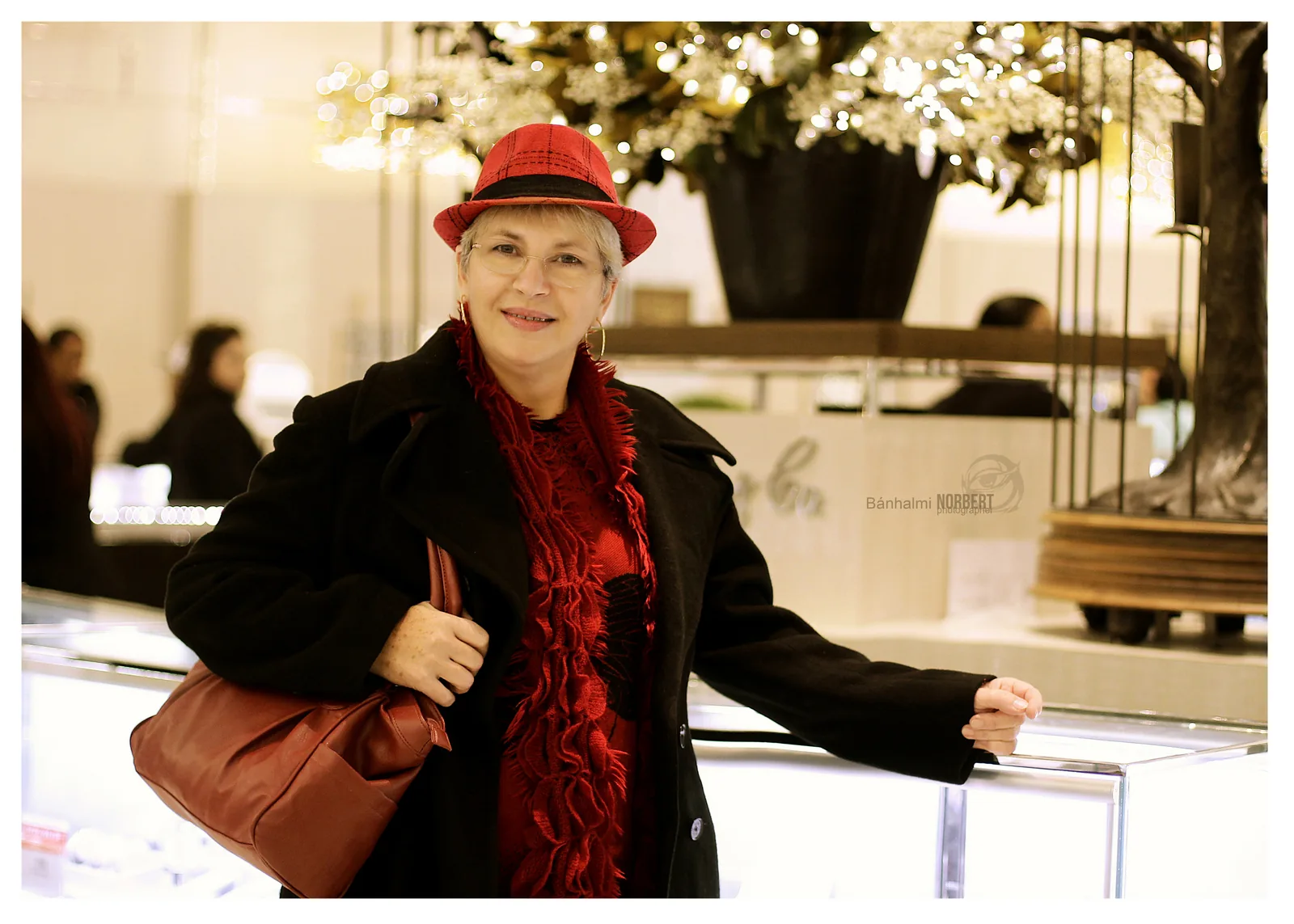 Hungarian Women in New York — Photo: Norbert Banhalmi Hungarian Women in New York — Works from the exhibition