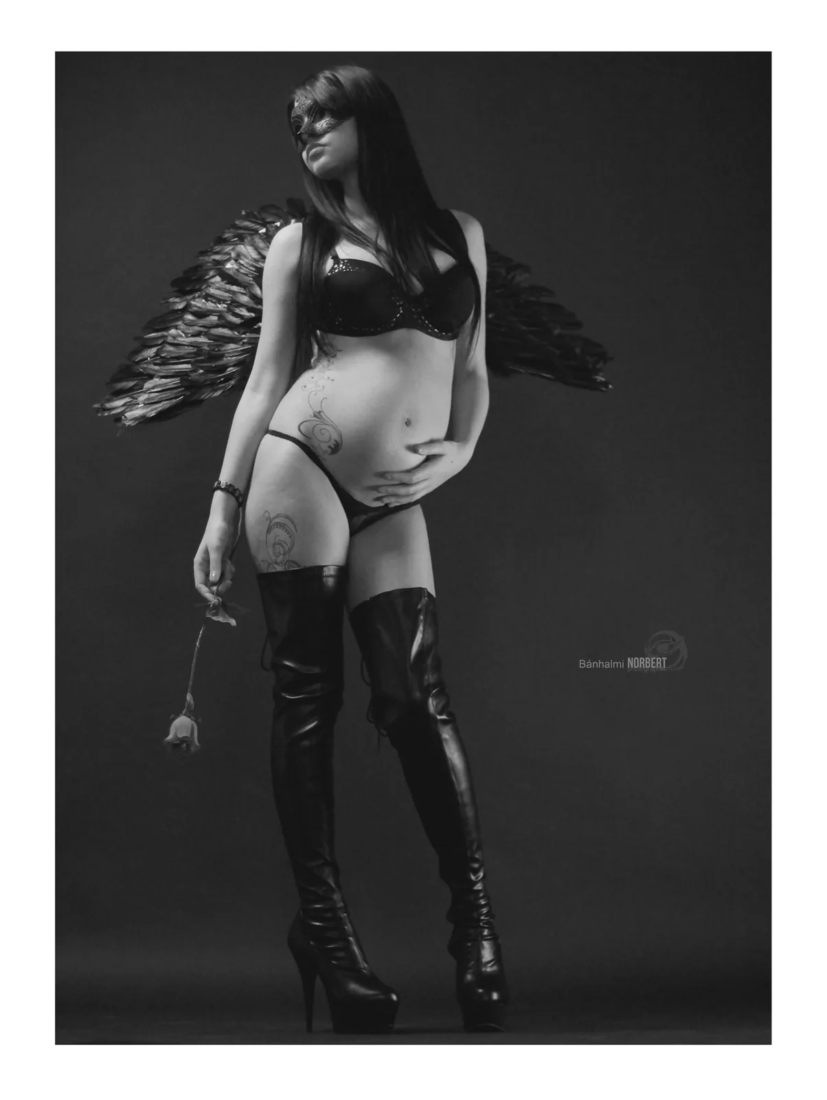 50 Shades of Woman — Photo: Norbert Banhalmi 50 Shades of Woman — Works from the exhibition
